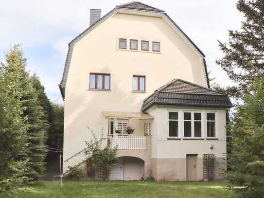 Stadtvilla -anno 1910- mit Parkgrundstück in Borsdorf zu verkaufen