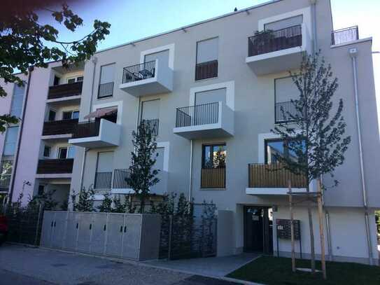 EG-Wohnung, 1,5 Zimmer (getrennt), 45,25 m², Terrasse und Garten 60 m², TG-Einzel - von privat