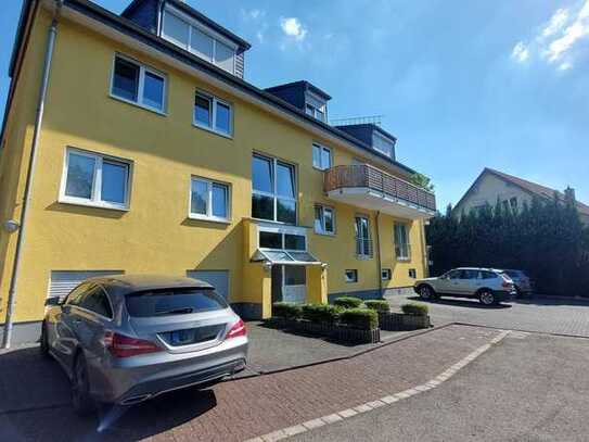 Attraktive 73m² - 2 Zi.- Whg., Einbauküche, Terrasse, Kellerraum, Garage