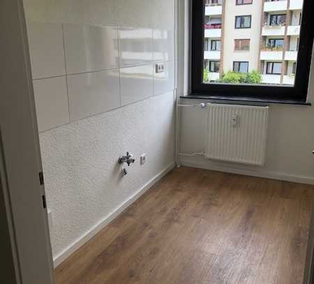 Erstbezug nach Sanierung! 2-Raumwohnung mit Balkon!