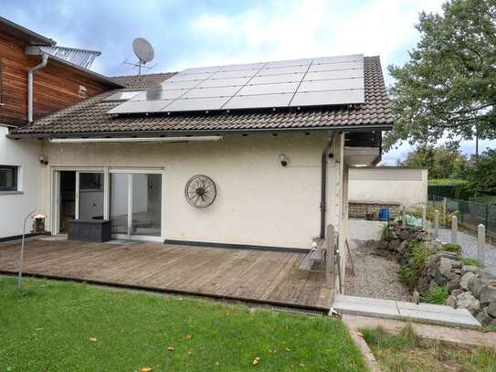 Charmante Erdgeschosswohnung mit Garten & Terrasse in Oberottmarshausen zu vermieten