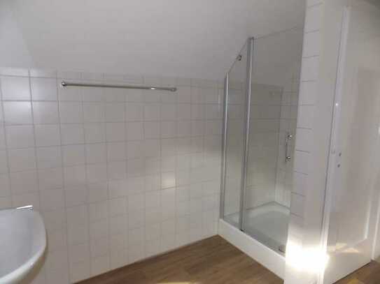 1 Zimmer in einer 6er WG werden frei Zimmer 6