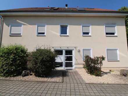 Ruhig gelegene Eigentumswohnung mit Garten und Garage