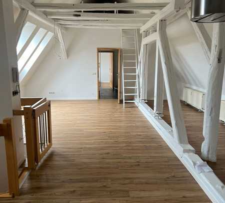 Freundliche 4-Zimmer-Maisonette-Wohnung mit gehobener Innenausstattung mit Balkon in Raguhn-Jeßnitz