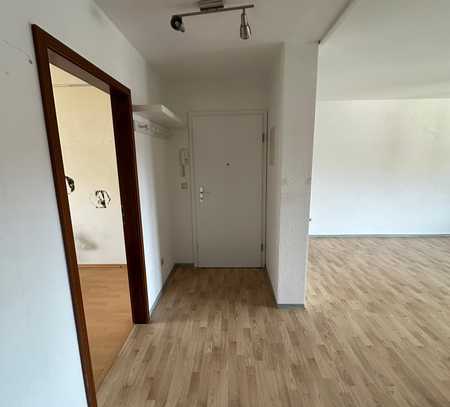 Geschmackvolle 3-Zimmer-Wohnung mit Balkon und Einbauküche in Gaildorf