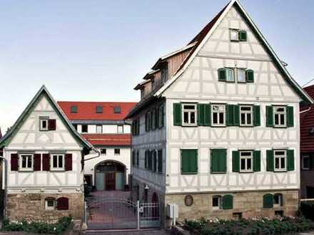 Denkmalgeschütztes Townhouse mit wunderbarem Anbiente im Gerlinger Stadtzentrum