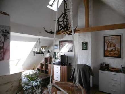 DG Wohnung mit großem Bad und schöner Aussicht