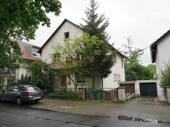 Dreifamilienhaus in bevorzugter Wohnlage