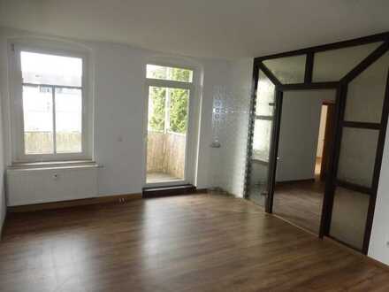 Gemütliche 3-Raumwohnung mit Balkon (Breite Strasse)