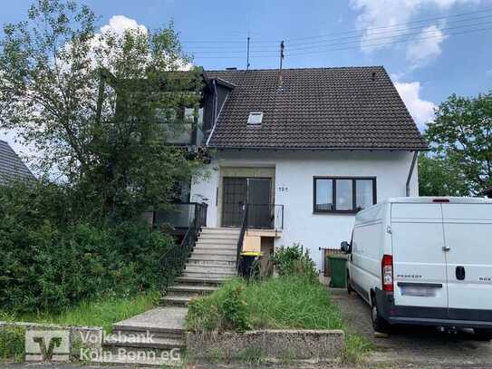 Königswinter-Berghausen - Teil vermietetes Zweifamilienhaus mit schönem 
großen Garten