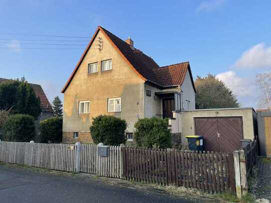 Einfamilienhaus auf großzügigem Grundstück in gewachsener Siedlung in Leipzig-Lindenthal