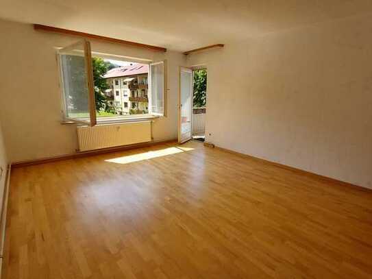 Helle 3 Zimmer- Wohnung mit Blick auf Hohenurach