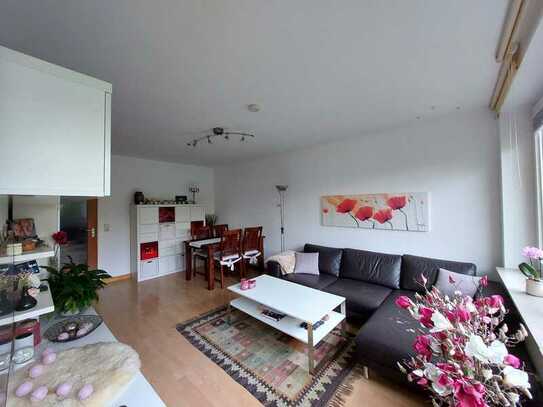Helle Zwei-Zimmer-Wohnung mit Loggia in Bonn-Duisdorf