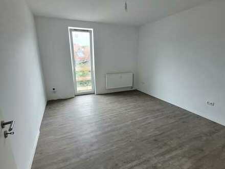 Mittendrin! Alles neu mit Küche und bald Balkon