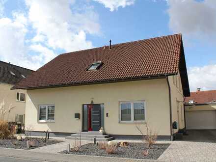 EFH Einfamilienhaus mit Einliegerwohnung in bevorzugter Lage von Ransbach-Baumbach