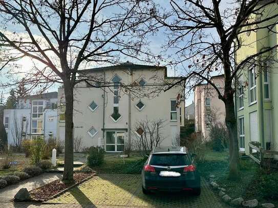 Moderne, helle 3,1/2 Zimmer Wohnung mit ca. 84 m2 in Berghausen