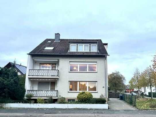 Lichtdurchflutete 3-Zimmer-Dachgeschosswohnung in zentraler Lage in Leverkusen