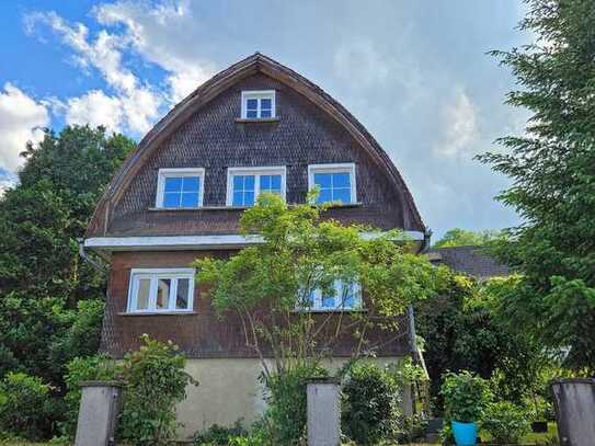 Reizvolles Einfamilienhaus in stadtnaher und ruhiger Lage