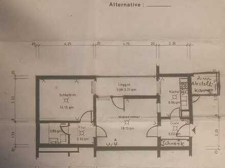 Wohnung im Wohnhaus Ramses mit zwei Zimmern sowie Balkon und Einbauküche in Aubing München