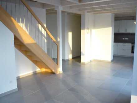 Schöne 5-Zimmer-Maisonette- Wohnung in Unterjesingen