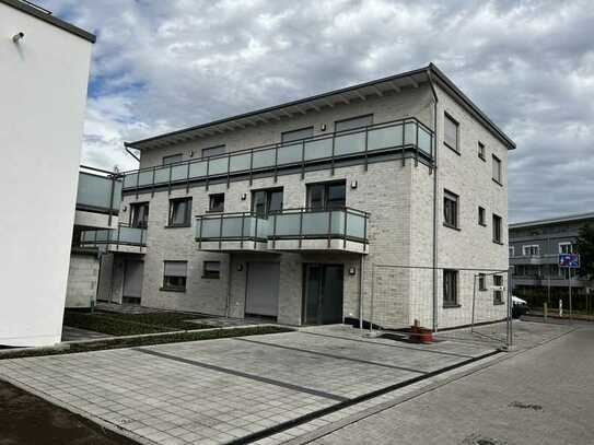 Charmante 2-Zimmer-Wohnung mit Einbauküche und Balkon in zentraler Lage