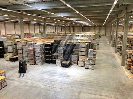 SCHNELL VERFÜGBAR ✓ Lager-/Logistik (8.500 m²) & Büro-/Sozial (700 m²) zu vermieten