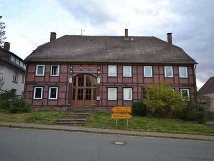 Resthof mit Anbau und Garagen!