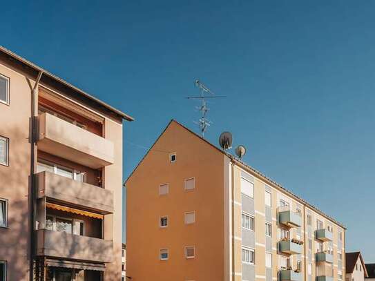 Modernisierte 3-Zi. Wohnung mit Balkon in Augsburg-Haunstetten