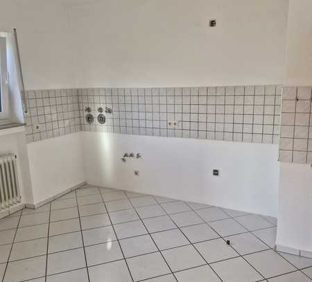 1050 € - 108 m² - 5.0 Zi.