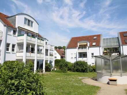 *BEZUGSFREI AB FEBRUAR* 3,5 Zimmer Erdgeschosswohnung mit Terrasse und Gartenanteil - Blaustein