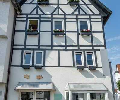 Perle in der Waiblinger Altstadt - Historisches Fachwerkhaus - Wohn-und Gewerbefläche