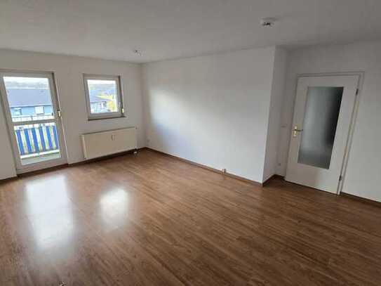 + + + perfekt geschnittene 2-Zimmer Wohnung mit Balkon + + +