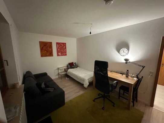 Room for Sublet in 2er-WG in South Munich (12 December to 9 January)