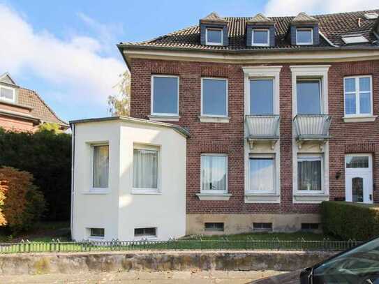 Ungewöhnlich schöner Altbau mit Garten: 3-Familienhaus in zentraler Lage von Krefeld