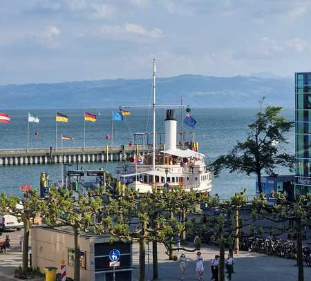 Helle drei Zimmer Wohnung mit Seeblick im Zentrum von Friedrichshafen