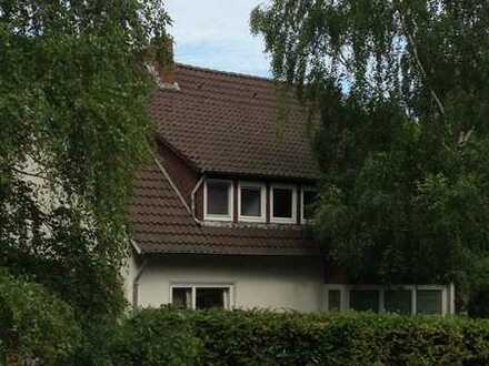 2,5-Zimmer-Wohnung in einem 2-Fam.-Haus für 1 bis max. 2 Personen!!!