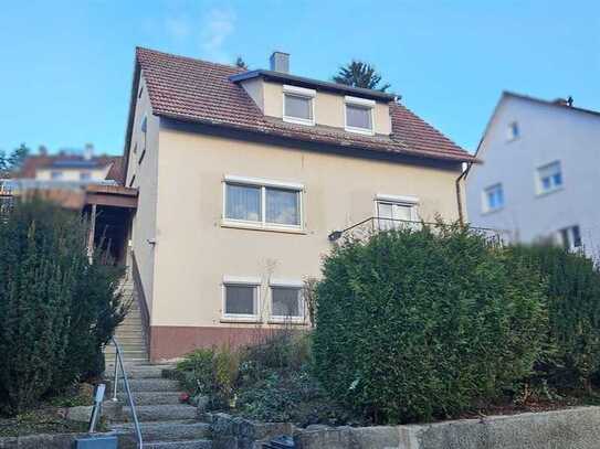 Einziehen und Wohlfühlen - Saniertes Einfamilienhaus in ruhiger, sonniger Hanglage in Mergelstetten