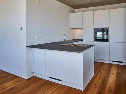 Exklusive teilmöblierte 2,5-Zimmer-Wohnung 95,51 m² mit Einbauküche und Loggia