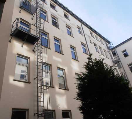 Niedliche 1,5-Raum-Wohnung mit EBK* in MD Stadtfeld-Ost sucht Nachmieter!