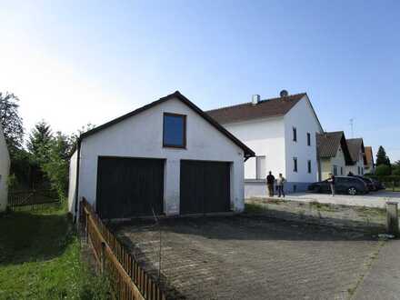 Ein-/Zweifamilienhaus - in 2022 kernsaniert - für Selbstnutzer oder Kapitalanleger