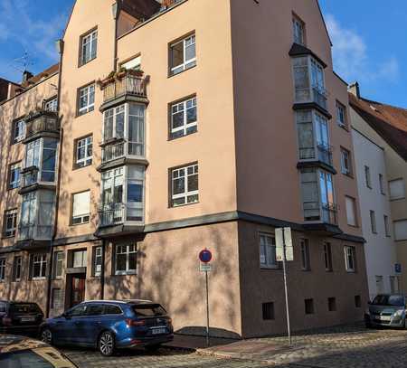 Schöne 2-Zimmer-Wohnung, Innenstadt, Dachterrasse