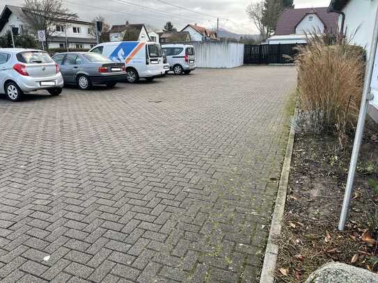 Stellplätze im Außenbereich in Weinheim