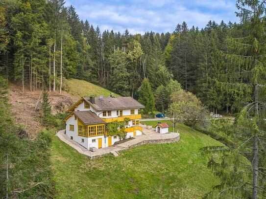 Traumhaftes Landhaus mit Ferienwohnung in Alleinlage – Ihr Rückzugsort in Viechtach!