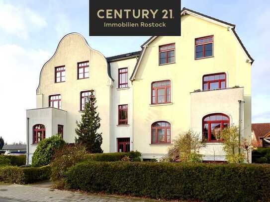 Große Wohnung mit Balkon, Gartenteil und Stellplatz!