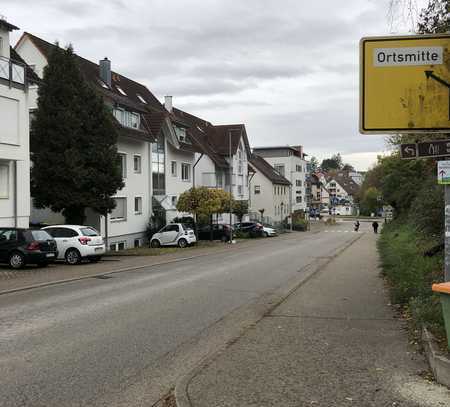 Perfekte Lage in Endersbach, schöne helle, großzügige Räume, derzeit noch Bürofläche, kann aber zu W