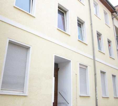 helle Single-Wohnung zu vermieten**Dessau-Nord