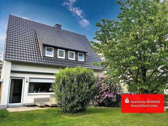 Aufwendig saniertes 1-2 Familienhaus in ruhiger Lage von Hillegossen