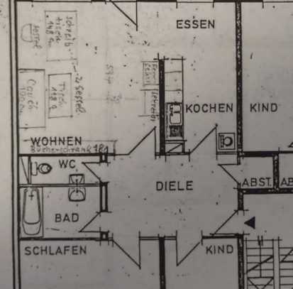 Schöne 3,5-Zimmer-Wohnung mit Balkon und Stellplatz in Karlsruhe