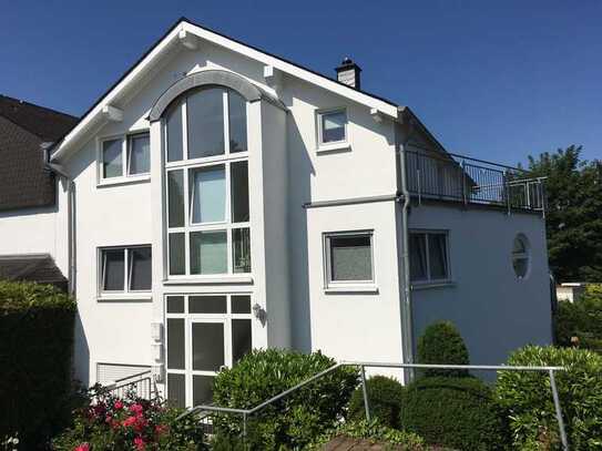 Exklusive Wohnung 3 ZKB, 86 m² Panorama-Moselblick, 2 Balkone, grandioser Fernblick