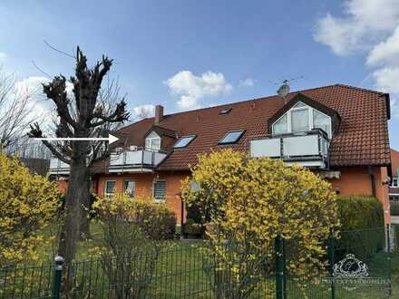 VERMIETETE 2-ZIMMER DACHGESCHOSSWOHNUNG MIT SONNENBALKON UND STELLPLATZ